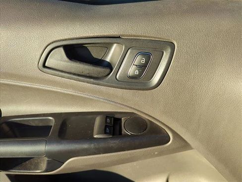 Used 2022 Ford Transit Connect XL image 4