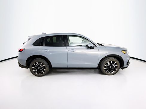 Certified 2026 Honda HR-V EX-L image 2