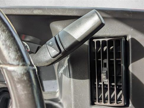 Used 2020 Chevrolet Express 3500 w/ Driver Convenience Package image 12