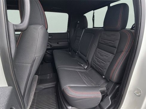 Used 2024 Nissan Frontier PRO-4X w/ Pro Convenience Package image 16