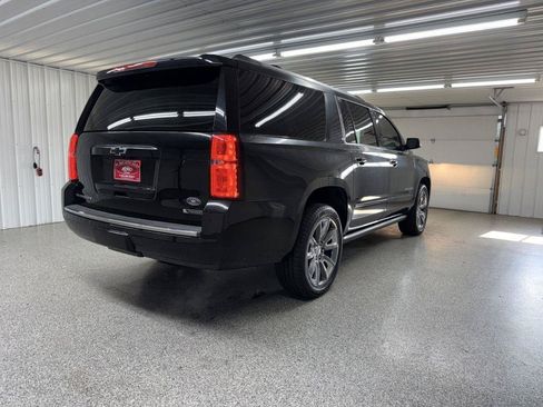 Used 2017 Chevrolet Suburban Premier AWD/4WD image 6