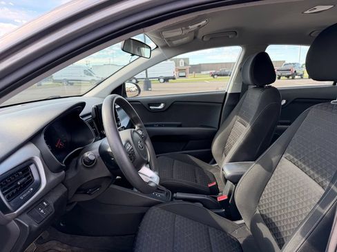 Used 2021 Kia Rio S FWD image 9
