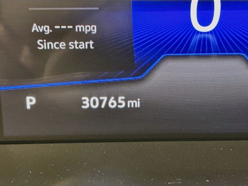 Used 2023 Volkswagen Jetta SE w/ Panoramic Sunroof Package FWD image 19