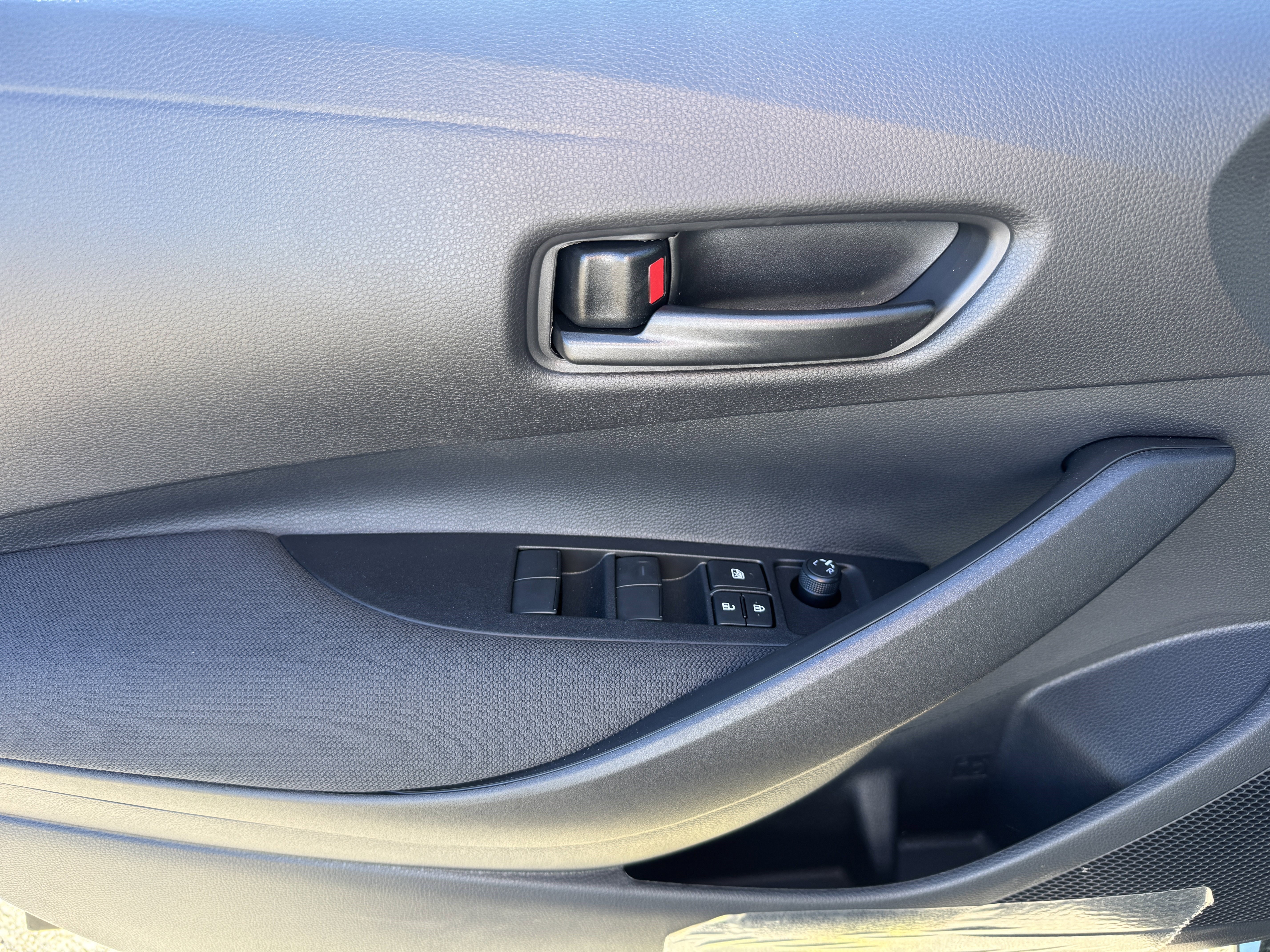 New 2026 Toyota Corolla LE FWD image 9