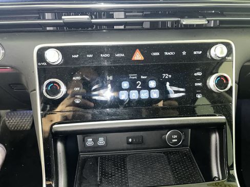 Used 2025 Genesis GV80 2.5T Standard image 21