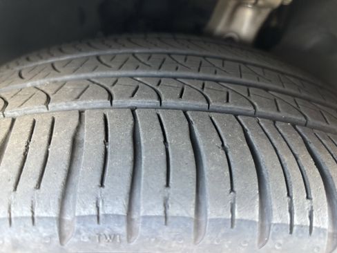 Used 2024 BMW 530i image 27