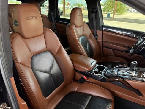 Used 2016 Porsche Cayenne GTS w/ Premium Package Plus AWD/4WD image 16