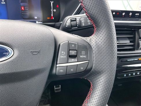 Used 2024 Ford Escape ST-Line Select w/ Tech Pack #1 image 23