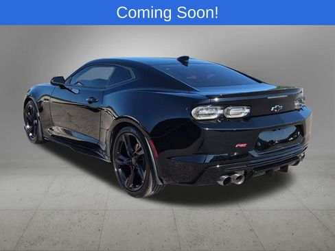 Used 2022 Chevrolet Camaro LT w/ RS Package RWD image 4