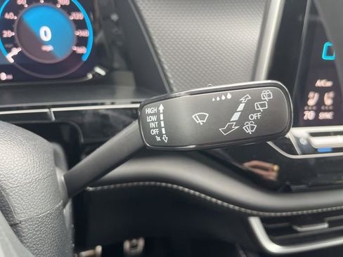 New 2026 Volkswagen Atlas Cross Sport SEL Premium R-Line AWD/4WD image 12