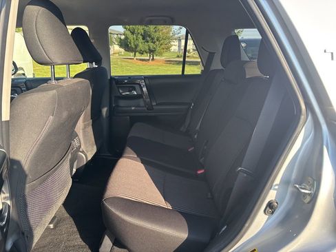 Used 2024 Toyota 4Runner TRD Off-Road image 15