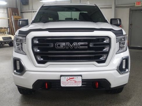 Used 2022 GMC Sierra 1500 AT4 image 2