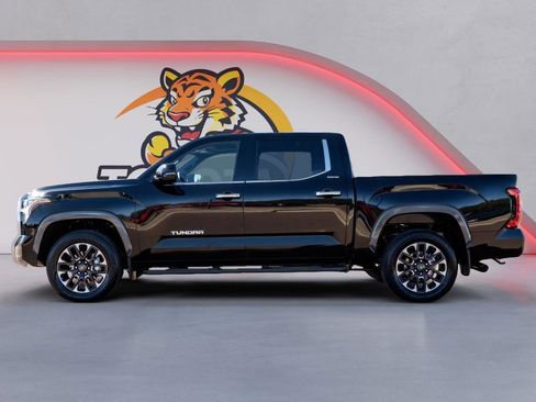 Used 2026 Toyota Tundra Limited AWD/4WD image 7