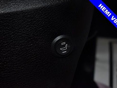 Used 2022 RAM 1500 Classic Warlock AWD/4WD image 17