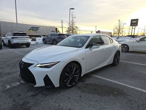 Used 2023 Lexus IS 350 F Sport image 3