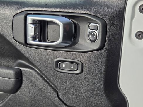 New 2026 Jeep Gladiator Sport image 23