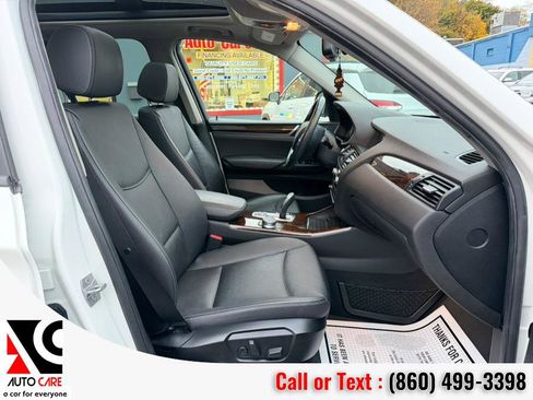 Used 2017 BMW X3 xDrive28i image 9