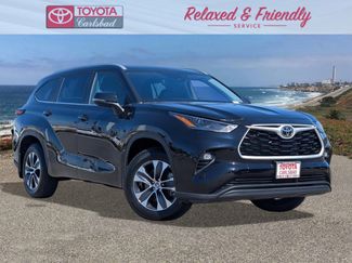 Used 2024 Toyota Highlander XLE video 1