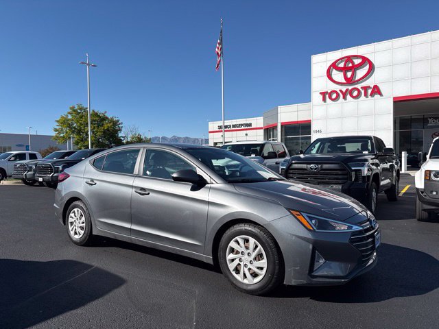 Used 2019 Hyundai Elantra SE w/ Cargo Package FWD image 1