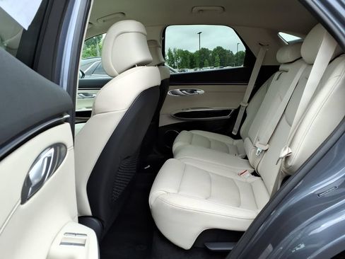 Used 2026 Genesis GV70 2.5T AWD/4WD image 10
