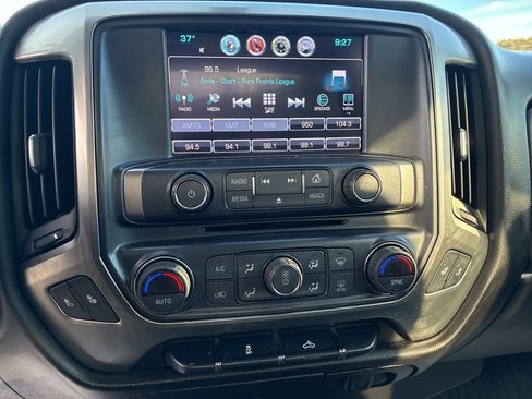 Used 2018 Chevrolet Silverado 1500 LT w/ All Star Edition image 17