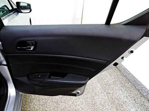 Used 2015 Acura ILX FWD image 12