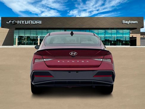 New 2026 Hyundai Elantra SEL Sport Premium FWD image 6