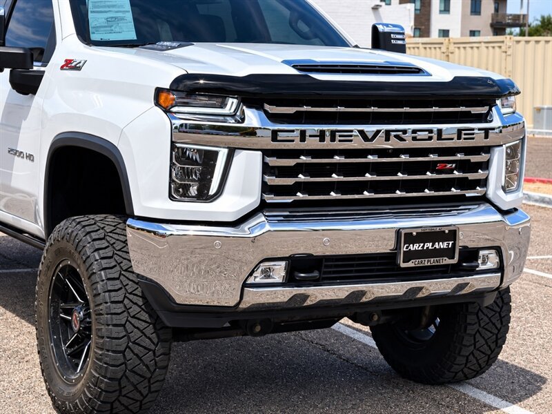 Used 2022 Chevrolet Silverado 2500 LTZ w/ LTZ Plus Package AWD/4WD image 10