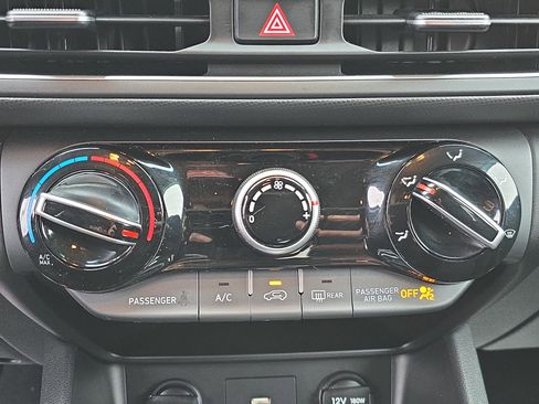 Used 2023 Hyundai Kona SEL w/ Cargo Package image 18