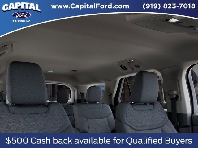 New 2027 Ford Explorer Active RWD image 22