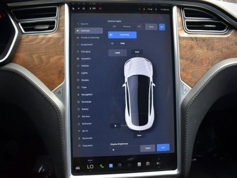 Used 2018 Tesla Model S 100D AWD/4WD image 17