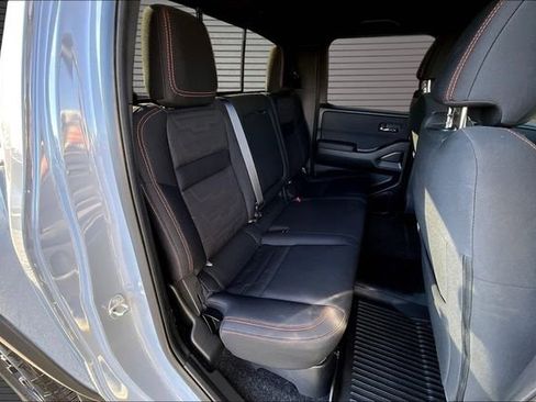 Used 2022 Nissan Frontier PRO-4X AWD/4WD image 26