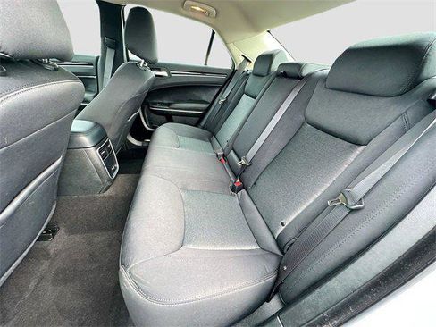 Certified 2023 Chrysler 300 Touring image 22