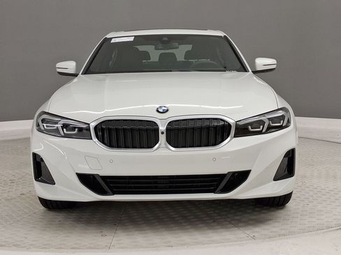 New 2026 BMW 330i xDrive Sedan w/ Convenience Package AWD/4WD image 4