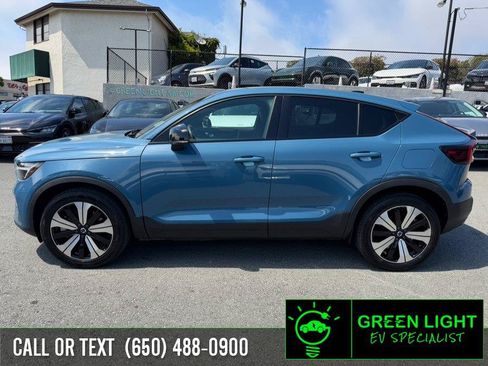 Used 2023 Volvo C40 Recharge Core w/ Climate Package AWD/4WD image 8