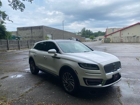 Used 2019 Lincoln Nautilus Reserve w/ Cargo Utility Package AWD/4WD image 7