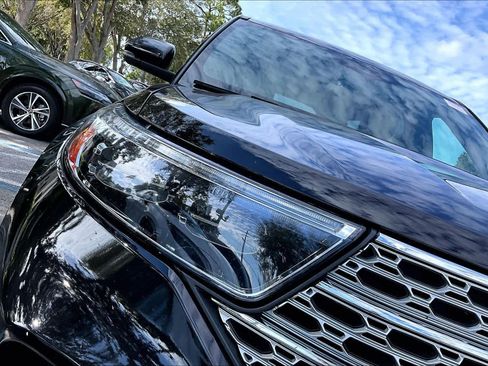 Used 2020 Ford Explorer Limited image 26