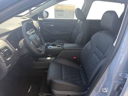 New 2026 Nissan Rogue Platinum w/ Platinum Premium Package AWD/4WD image 5