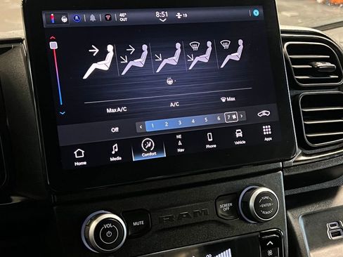 Used 2024 RAM ProMaster 3500 w/ Delivery Van Package image 18