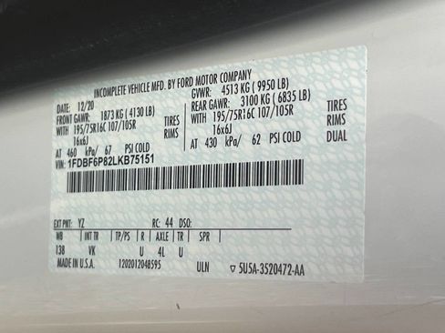 Used 2020 Ford Transit 350 DRW image 32