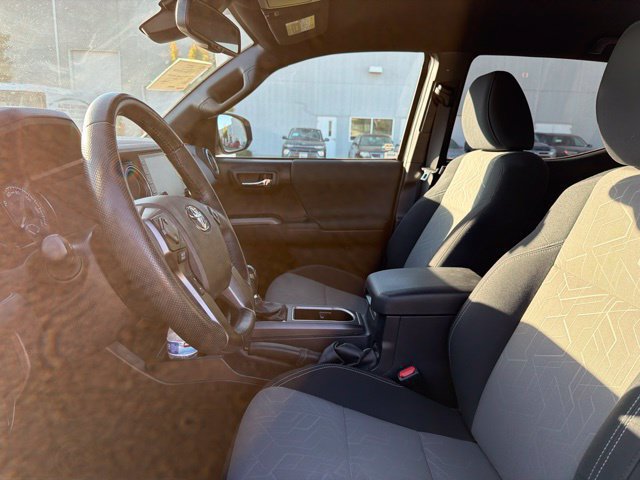 Used 2023 Toyota Tacoma TRD Sport w/ Advanced Technology Package AWD/4WD image 11