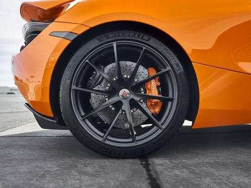 Used 2018 McLaren 720S Performance image 26