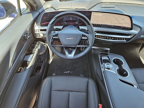 New 2026 Cadillac Lyriq V AWD/4WD image 16