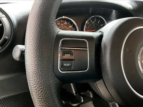 Used 2015 Jeep Wrangler Unlimited Sport AWD/4WD image 17