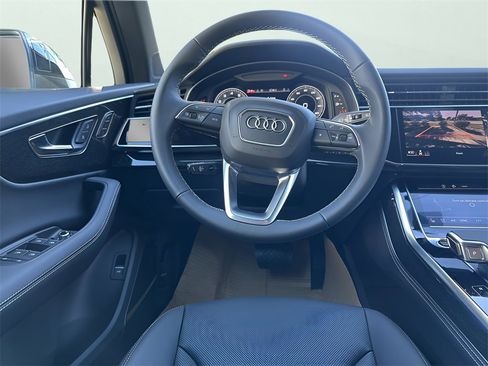 New 2025 Audi Q7 3.0T Premium Plus image 11