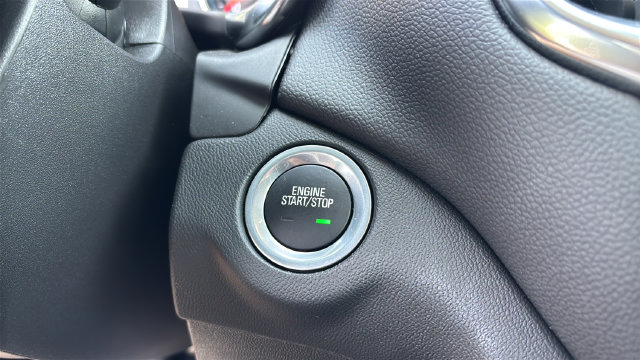 Used 2024 Chevrolet Equinox LT FWD image 28