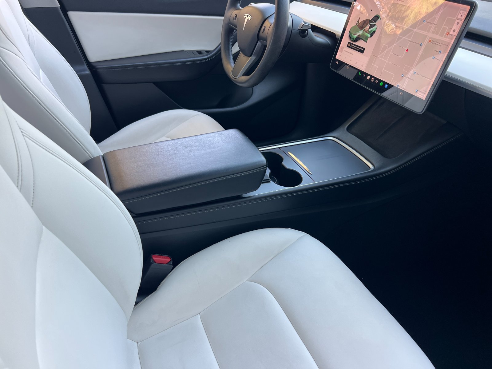 Used 2021 Tesla Model Y Long Range AWD/4WD image 16