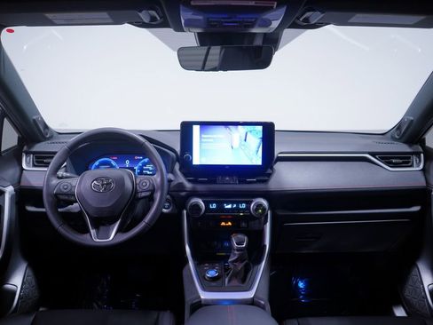 Used 2023 Toyota RAV4 XSE w/ Weather Package image 10