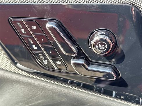 New 2026 Cadillac Optiq Sport 2 image 27