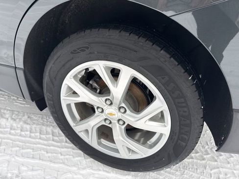 Used 2020 Chevrolet Equinox Premier image 17